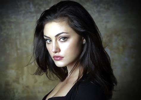 Phoebe Tonkin Porn Videos 